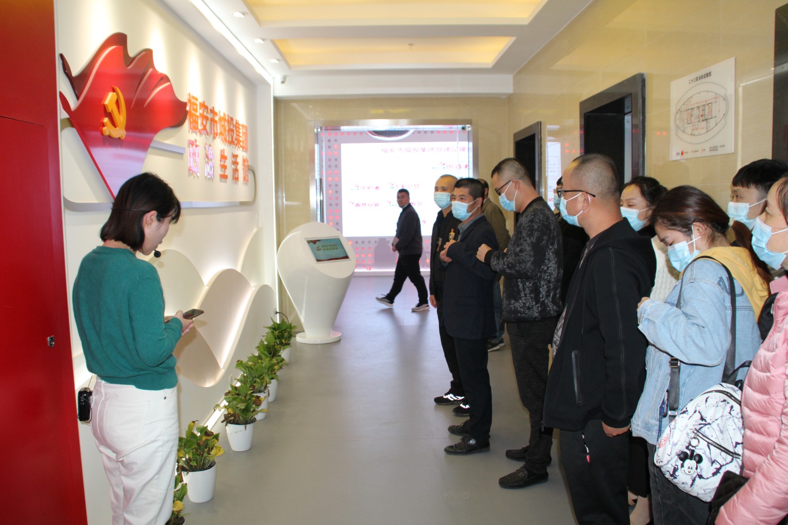 1637919701632259.jpg IMG_4418.JPG